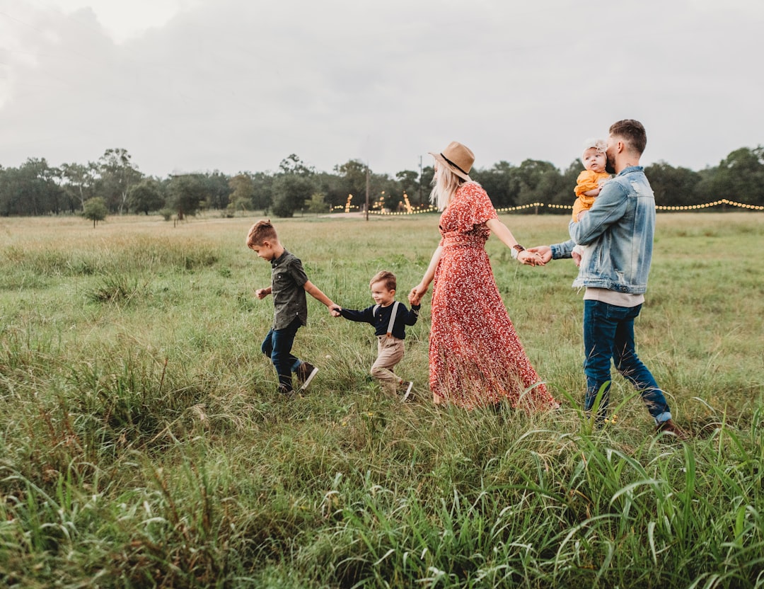 découvrez des conseils pratiques et des idées inspirantes pour des voyages en famille mémorables. qu'il s'agisse de destinations adaptées aux enfants ou d'activités divertissantes à faire ensemble, notre guide du voyage en famille vous aidera à planifier des escapades inoubliables.