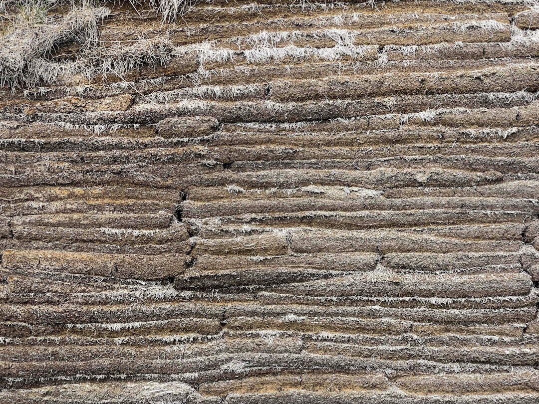 découvrez nos solutions d'isolation performantes pour améliorer le confort de votre maison tout en réduisant vos factures d'énergie. protégez-vous des variations climatiques grâce à des matériaux écologiques et efficaces.